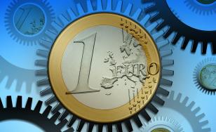 Curs valutar 5 noiembrie 2019: Moneda naţională s-a depreciat în raport cu euro şi a câştigat teren în faţa dolarului