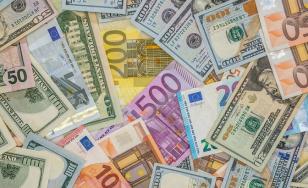Curs valutar 31 decembrie 2019: Moneda națională s-a depreciat în raport cu euro şi a câştigat teren în faţa dolarului